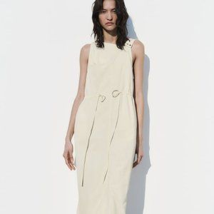 Asymmetric dress